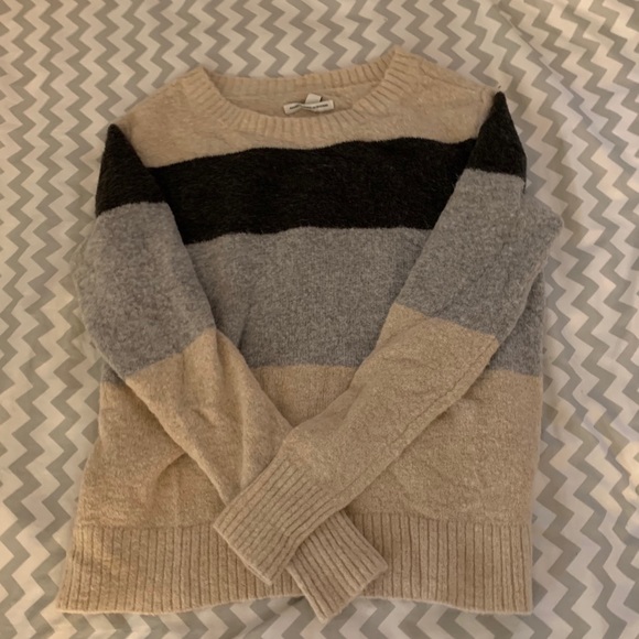 American Eagle Outfitters Sweaters - American Eagle Sweater